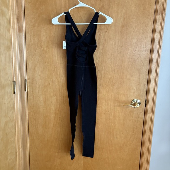 NEW XS Free People X FP Movement Free Throw Jumpsuit Black REVOLVE‎ MSRP $80 - Picture 6 of 8